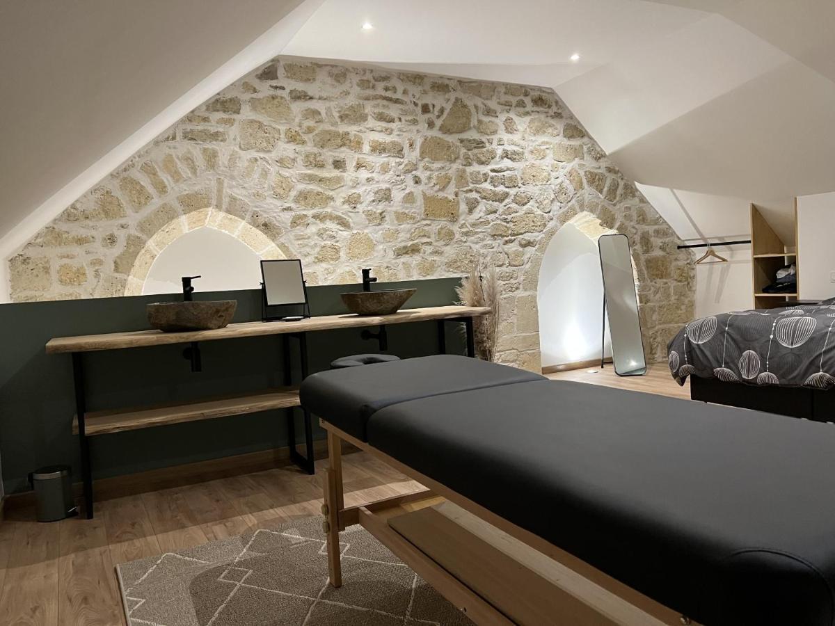 Appartement Appart Spa Privatif Laon Extérieur photo