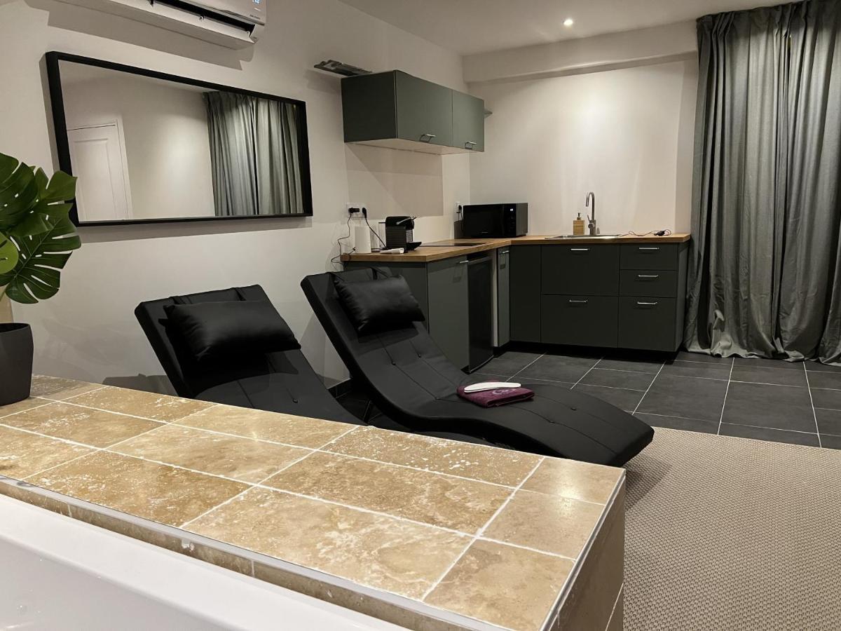 Appartement Appart Spa Privatif Laon Extérieur photo