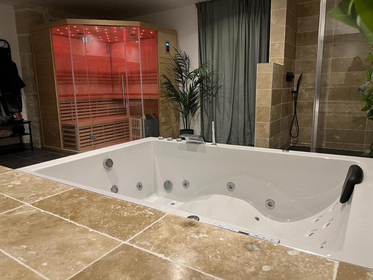 Appartement Appart Spa Privatif Laon Extérieur photo